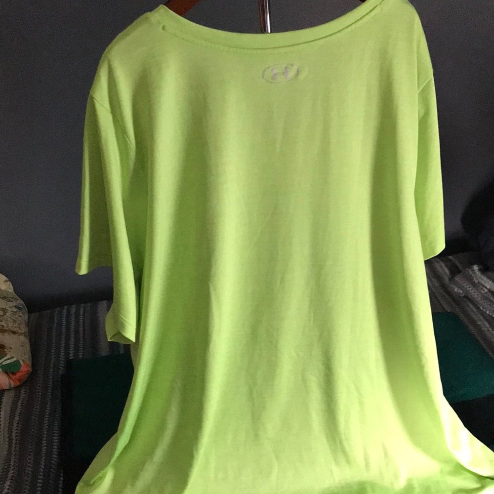 Under Armour Women's Lime Green V-Neck Top - Picture 5 of 5